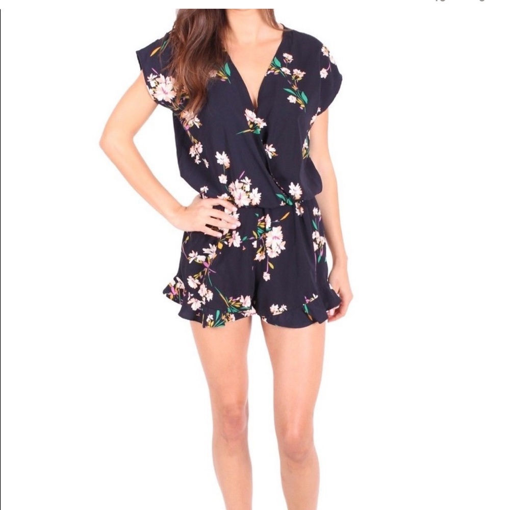 Honey punch navy floral print romper ruffles